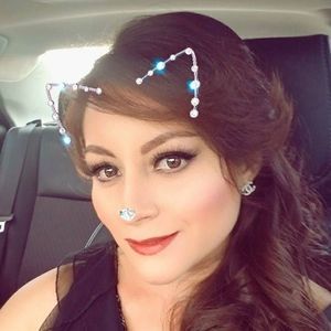 Meet your Posher, Karla