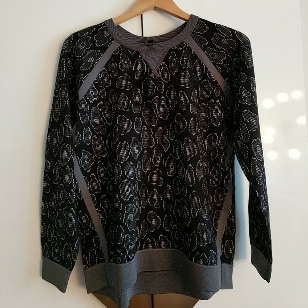 Marc by Marc Jacobs black sweater animal print