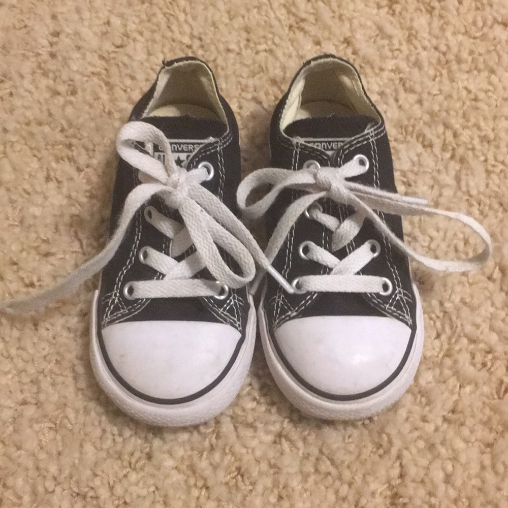 Black Baby low top Converse size 8