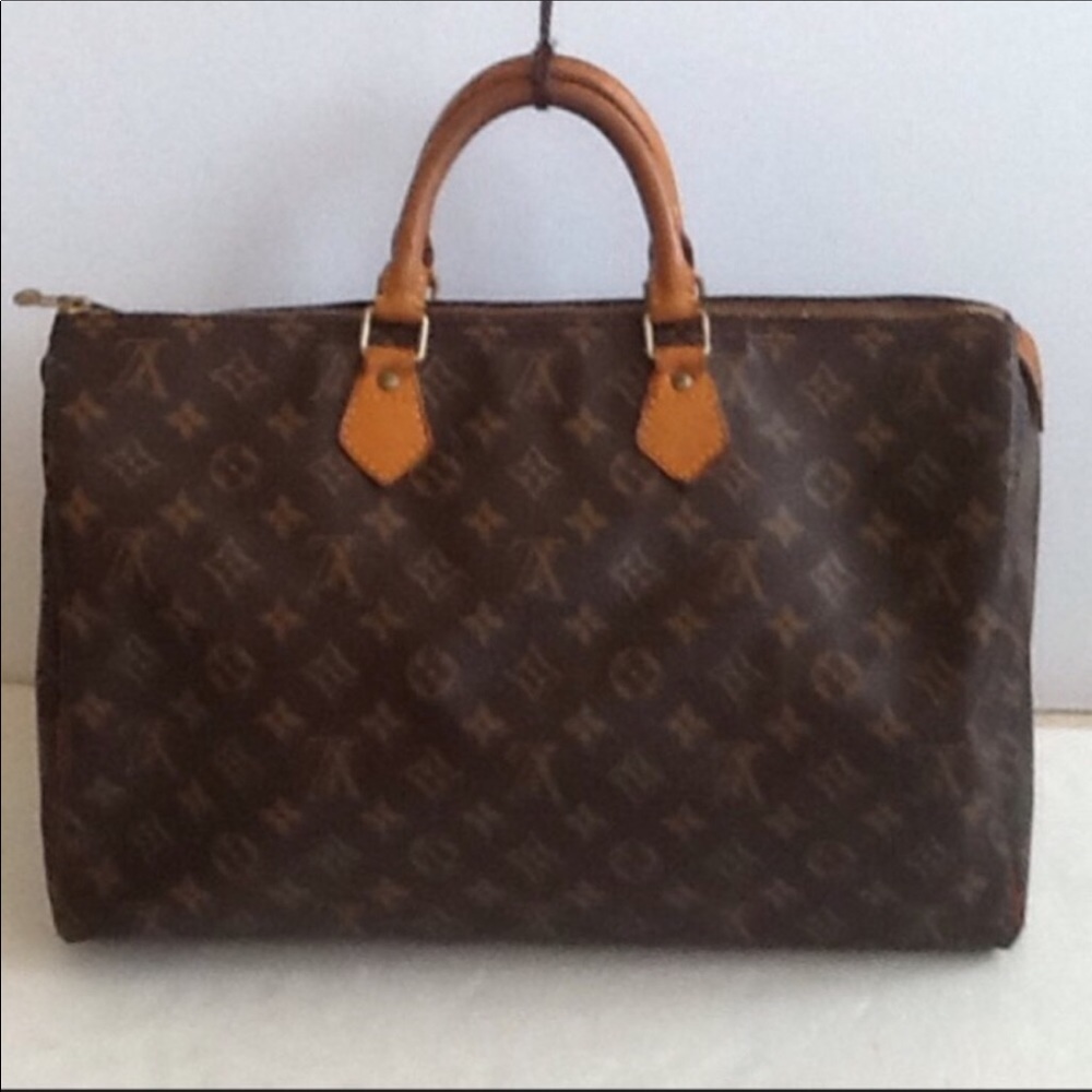 Authentic Louis Vuitton Speedy 40