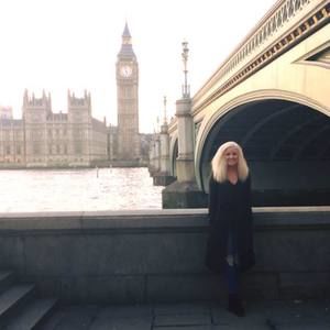 Meet your Posher, Kelly