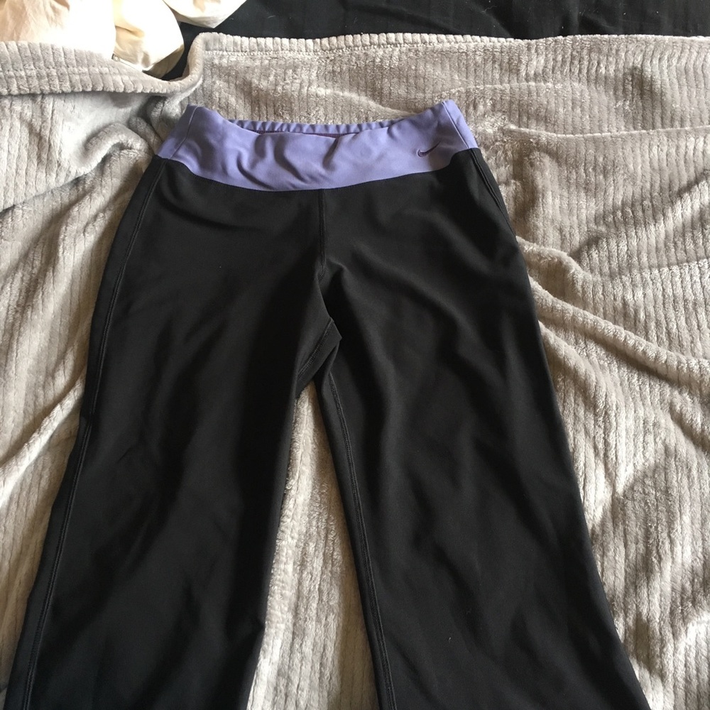Nike dri fit cropped pants