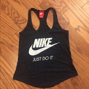 Nike tank