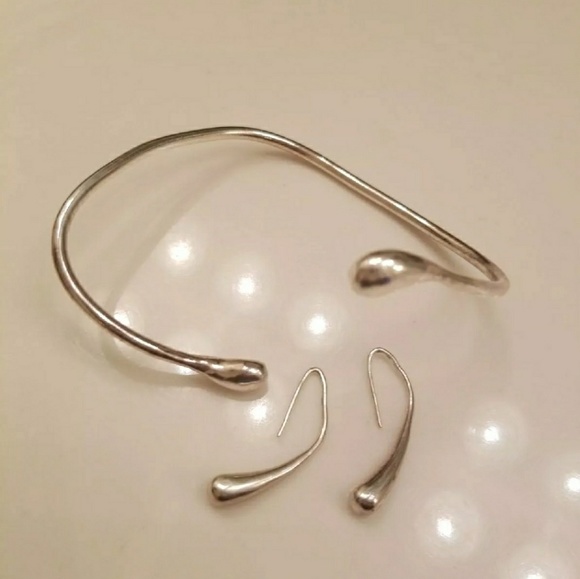 Sterling silver teardrop set - Picture 1 of 2