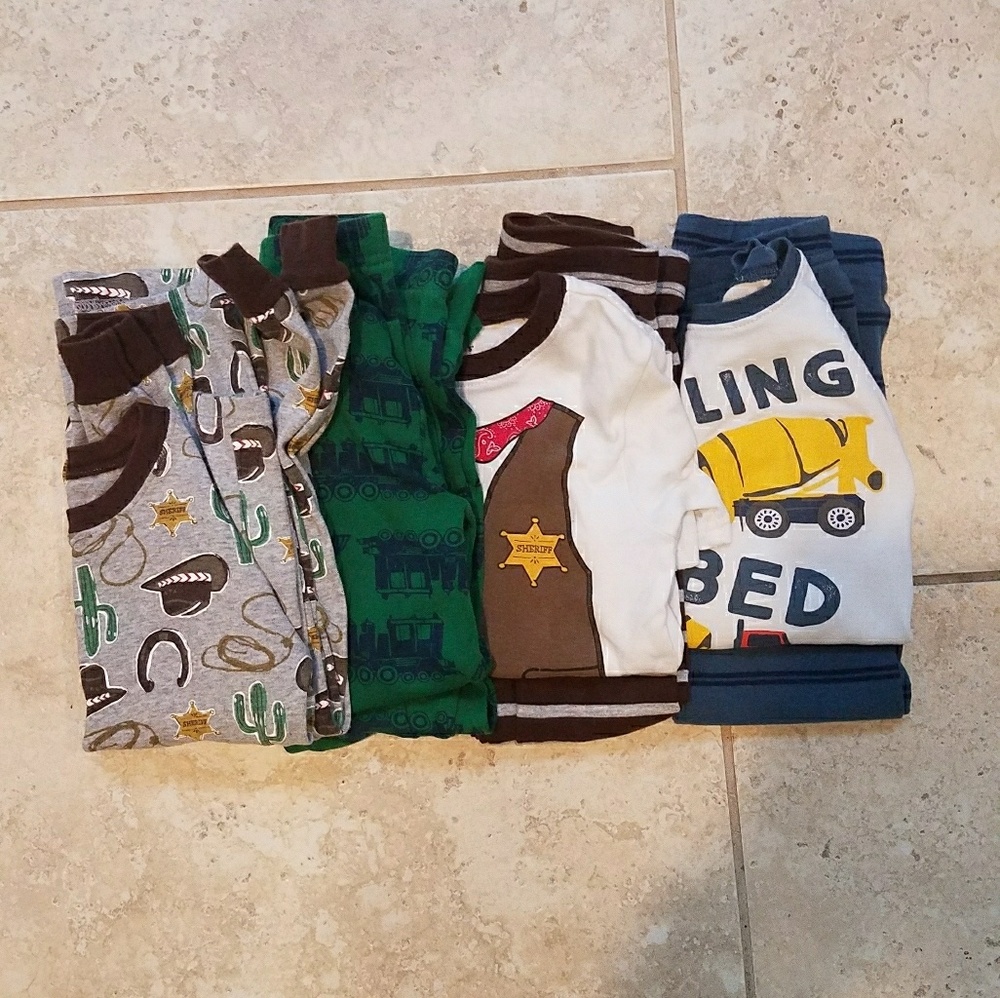 4 sets of 4t boy's pajamas