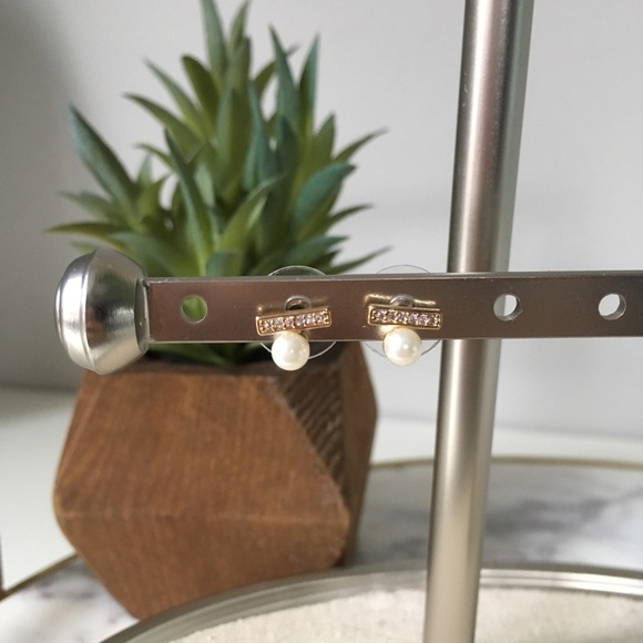 LAST PAIR Pearl + Rhinestone Bar Stud - Picture 2 of 3