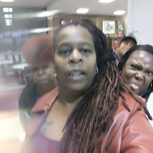 Meet your Posher, Carmelita