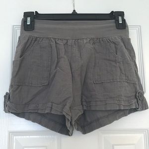Casual stretchy grey shorts