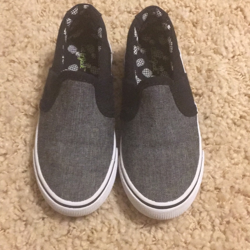 Cat & Jack boys grey pull on shoes