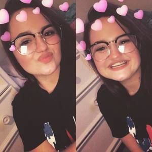 Meet your Posher, Abigail