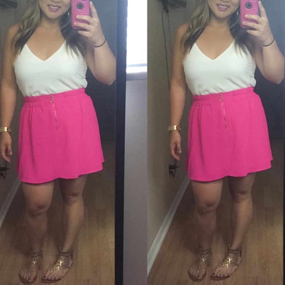 ❌SOLD❌ Pink mini skirt