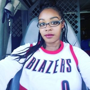 Meet your Posher, Quamiya