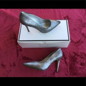 White House Black Market Silver Olivia Pumps