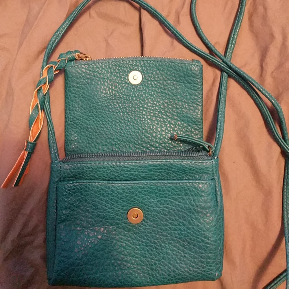Purse - Picture 2 of 2