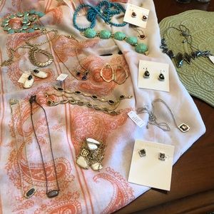Kendra Scott for trade