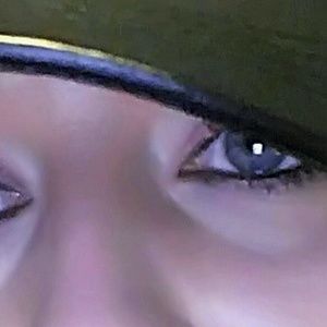 Meet your Posher, Shelly