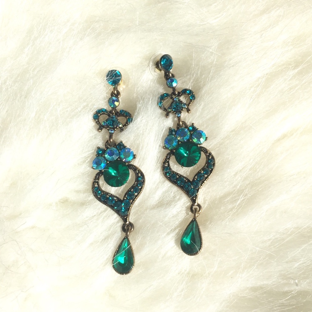 Turquoise Jewel Toned Earrings