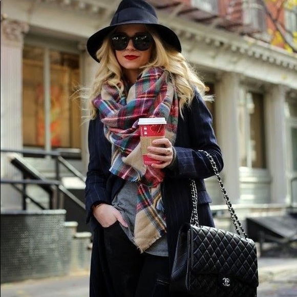 ‘MOLLY’ Camel Tartan Plaid Blanket Scarf - Picture 7 of 8