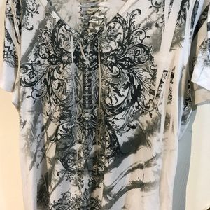 Easy way Graphic Tee