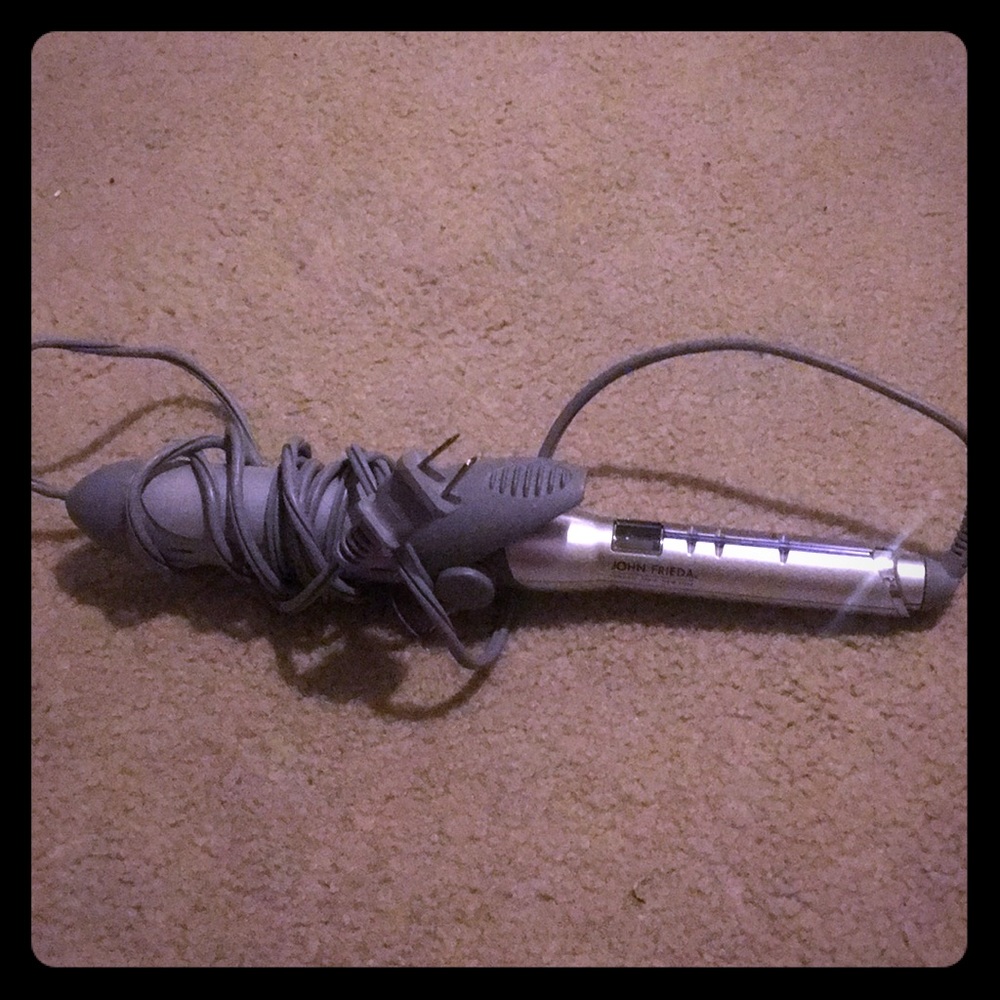 John Frieda Curling Iron