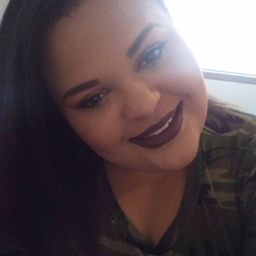 Meet your Posher, Kendra