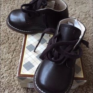 Baby shoes brand new - size 3.5 M/W