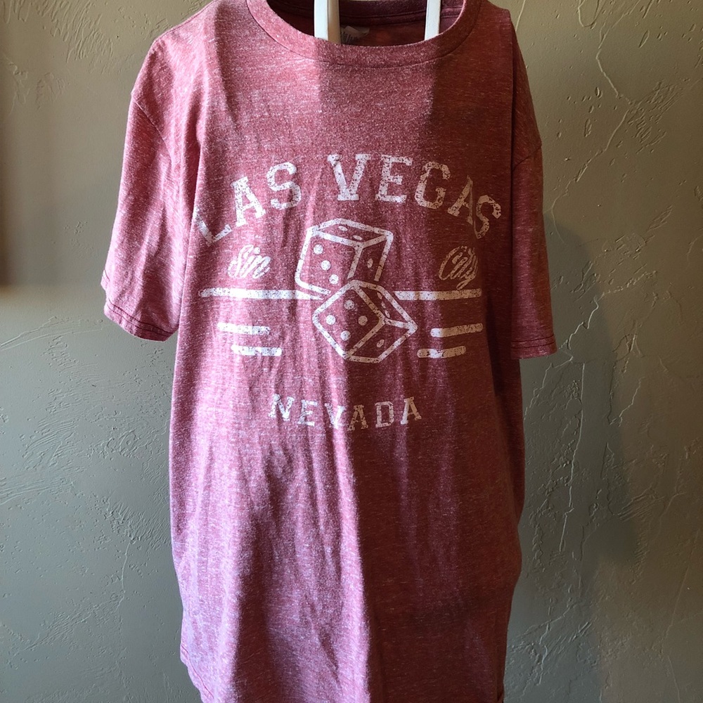 Las Vegas tee