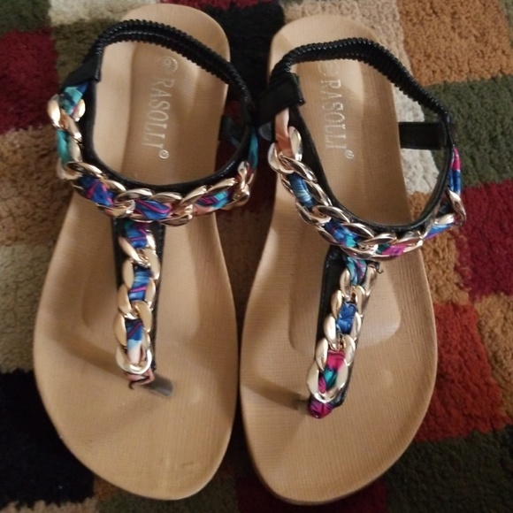 Sandals - Picture 3 of 4