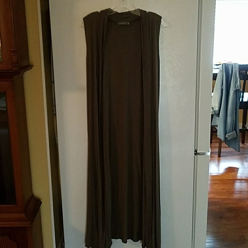 Army green long vest