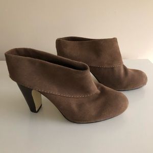 Steve Madden Suede Booties