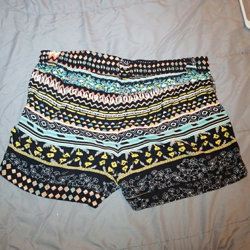 American Rag Shorts - Picture 4 of 6