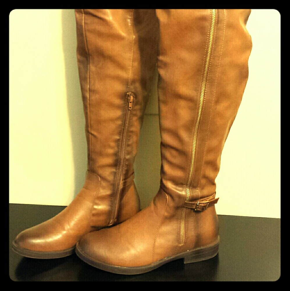 Chase & Chloe Side Zipper Low Heel Knee Boots