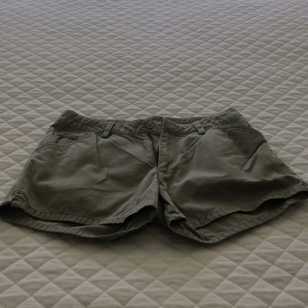 Cute Calvin Klein shorts