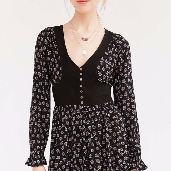 Urban outfitters long sleeve romper - Picture 1 of 4
