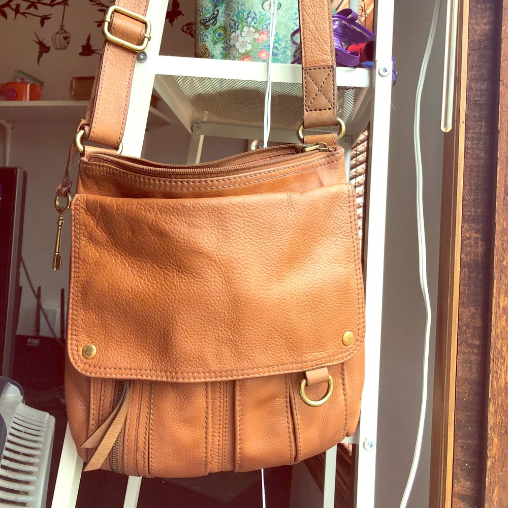 Fossil crossbody result