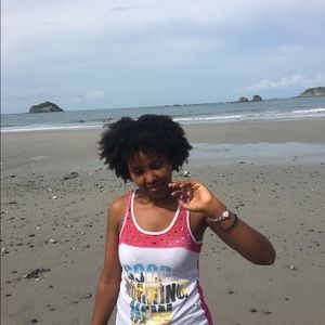 Meet your Posher, Shedzo