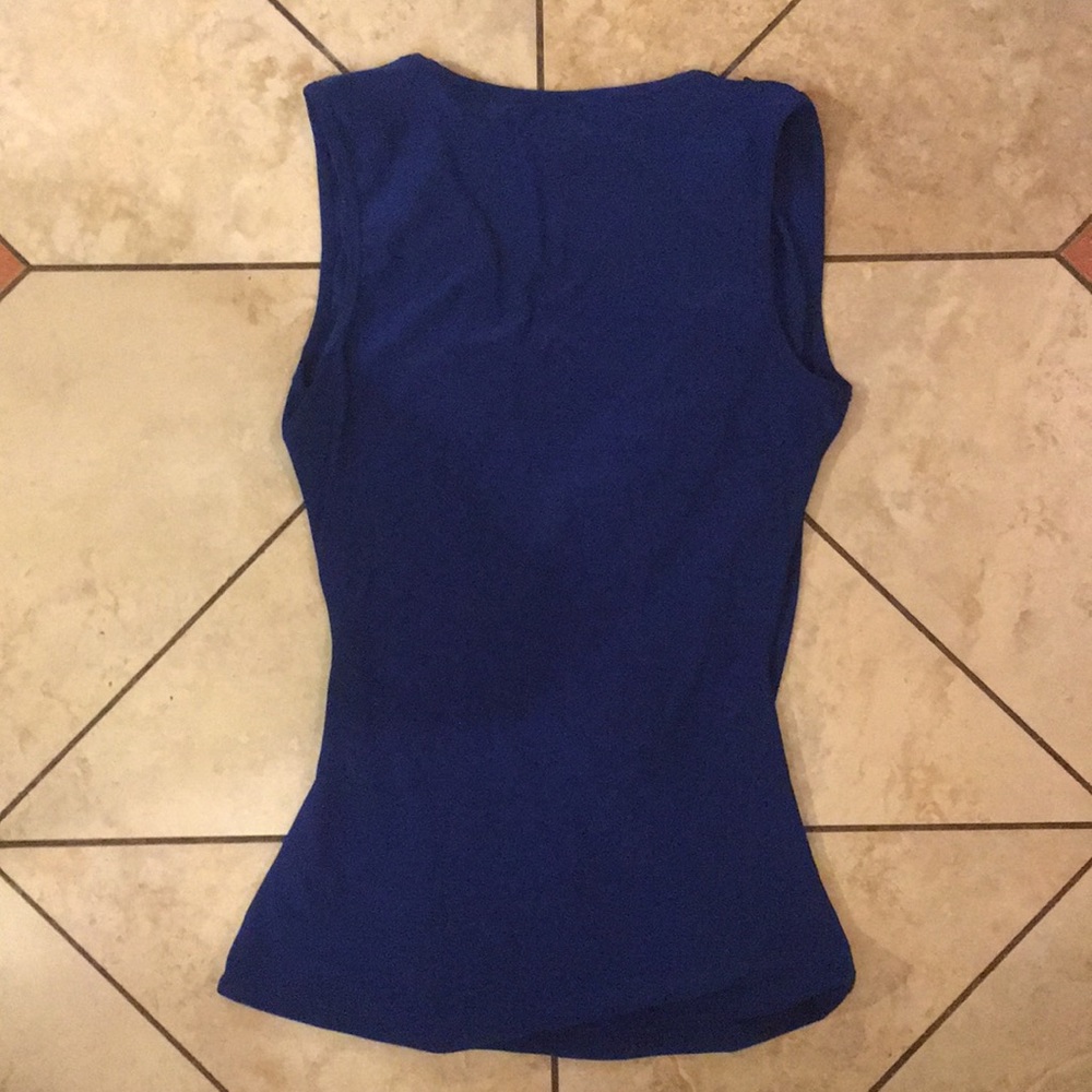 Blue top - Picture 4 of 4