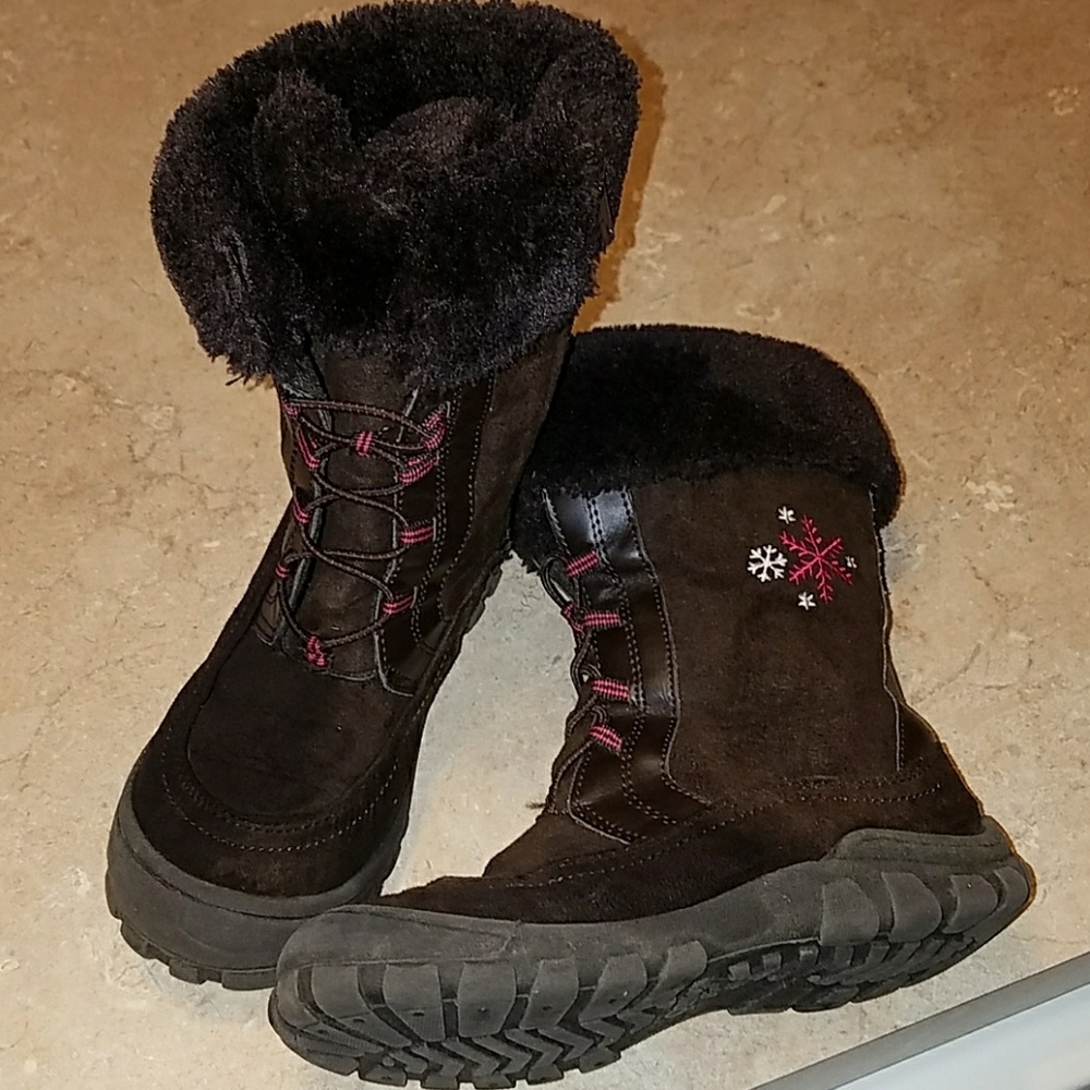 Girls OshKosh boots size 12