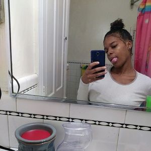 Meet your Posher, Destiny