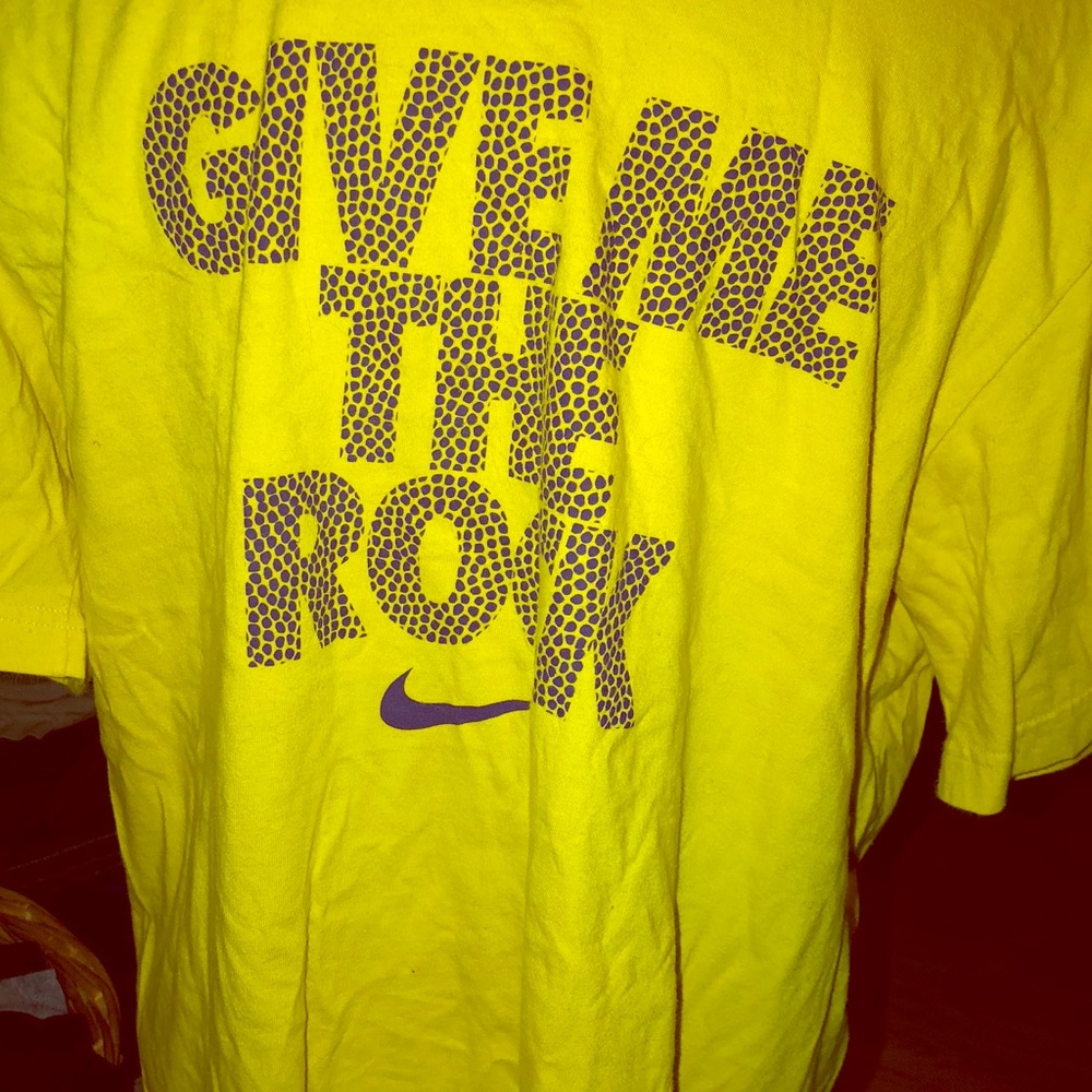 Mens Large Nike Tee