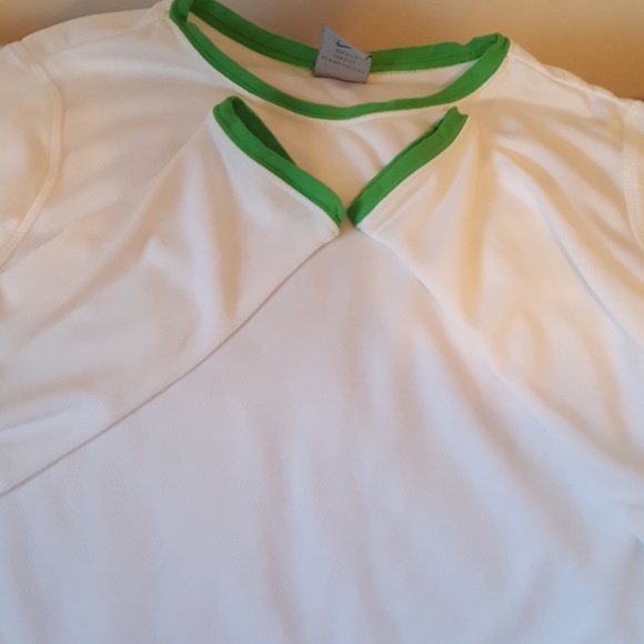 Nike dri fit shirt - Picture 2 of 2