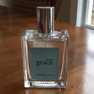 Philosophy living grace spray. 2 oz