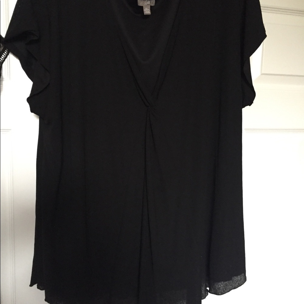 Black short sleeve flowy top Just reduced