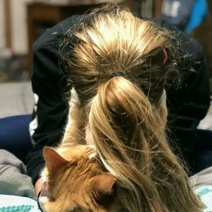 Meet your Posher, Angie