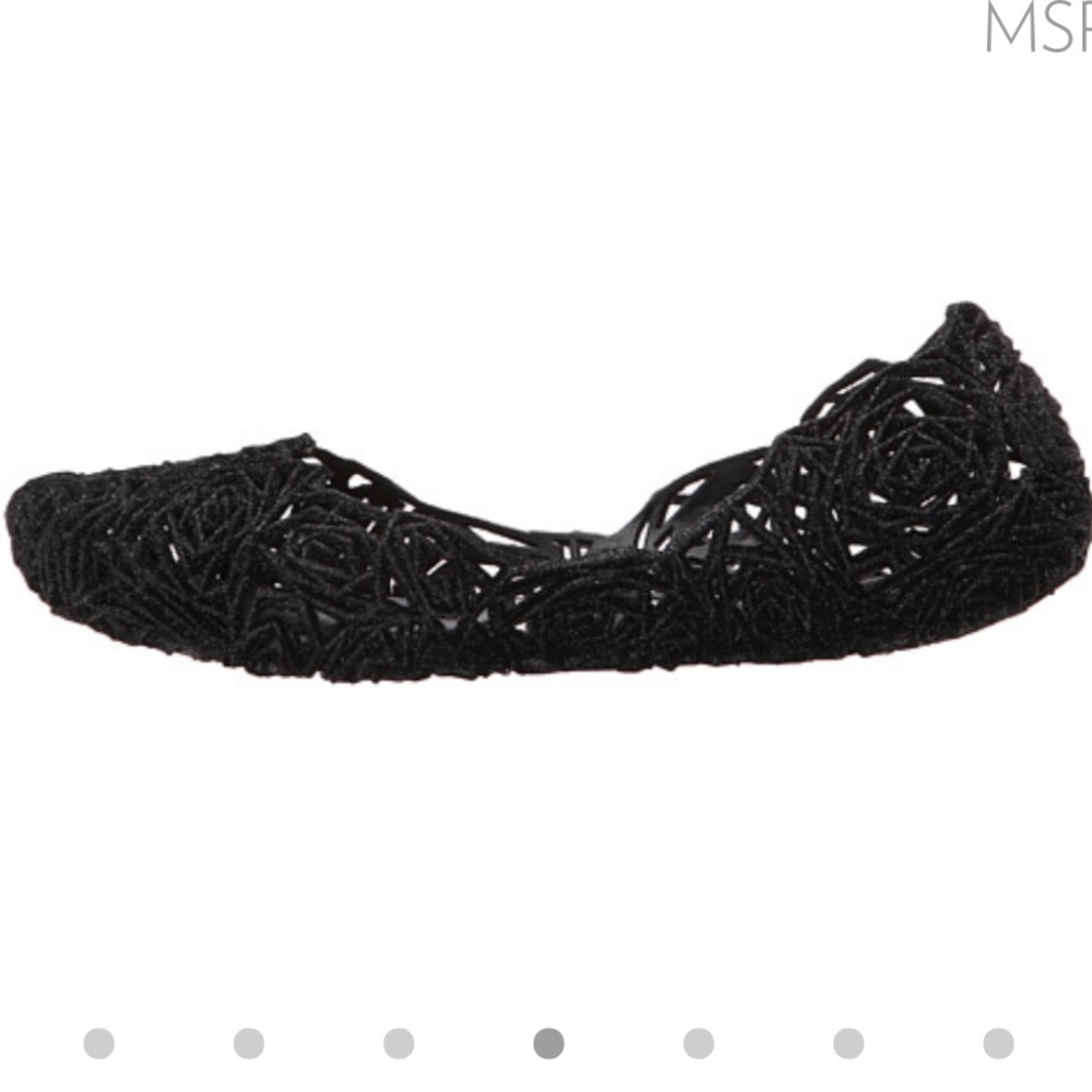 Flash sale 🎉🎊Black Melissa campana (NWOT)