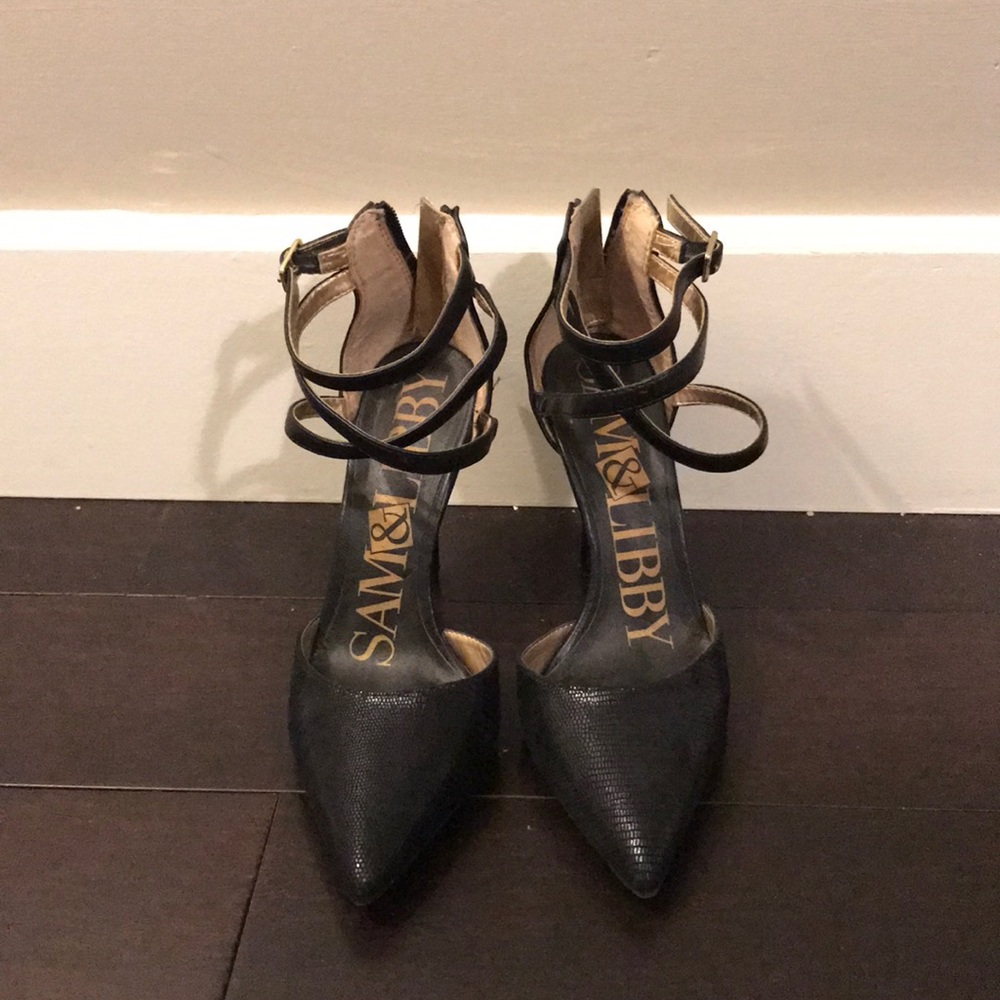 Black Sam & Libby pumps