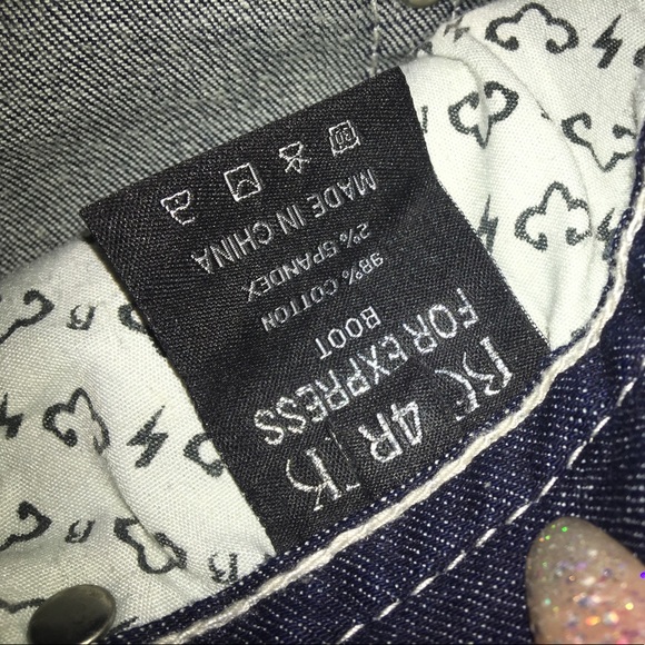 Used - Picture 3 of 4