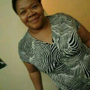 Meet your Posher, Cynthia