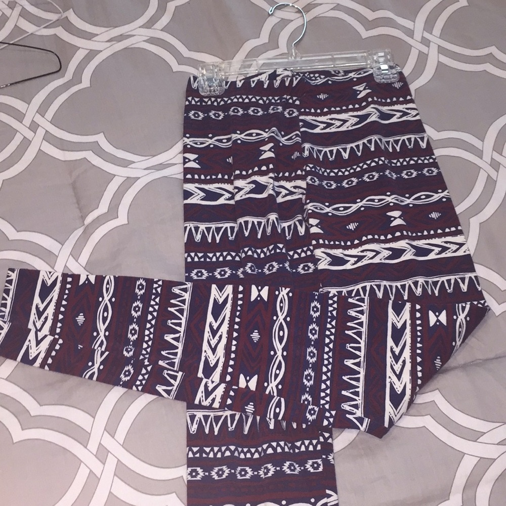 Tribal print leggings