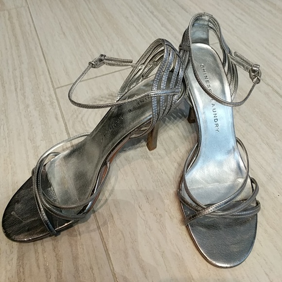 Chinese Laundry silver strappy heels - Picture 1 of 7